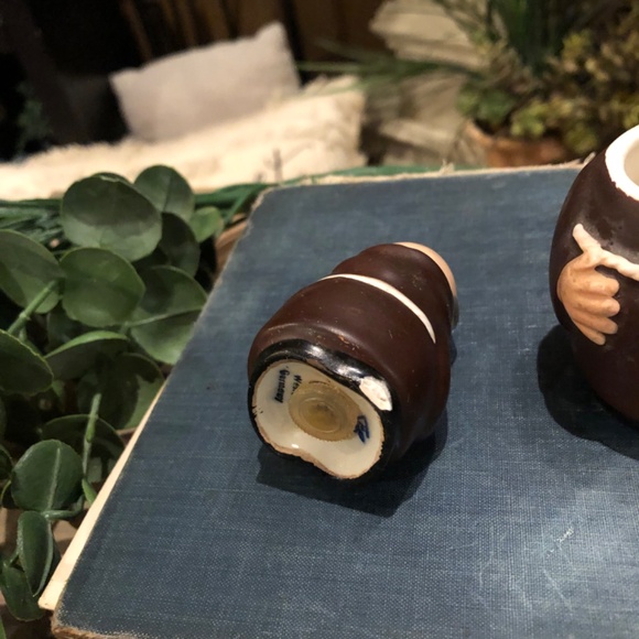 Vintage Hummel Goebel Friar Tuck 3.5" Sugar Bowl S 183 & Mini S/P Shakers P 153 - Picture 8 of 11